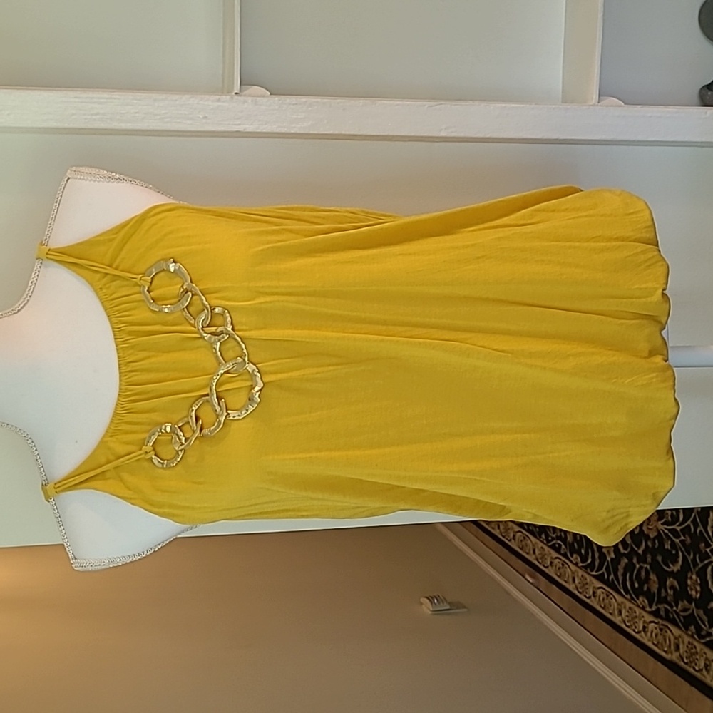 BCBGMaxAzria Yellow Knit Bubble Hem Sleeveless Blouse Flowy Bejewelled Size S
